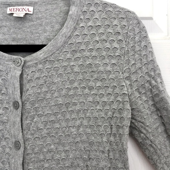 4/$10 Merona Cardigan - Picture 2 of 5